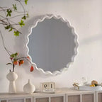 28 Modern Round Decorative Wall Mirror with Matte Wavy Frame, Wall-Mounted Accent Mirror for Living Room or Bathroom Dcor-Panipeachy